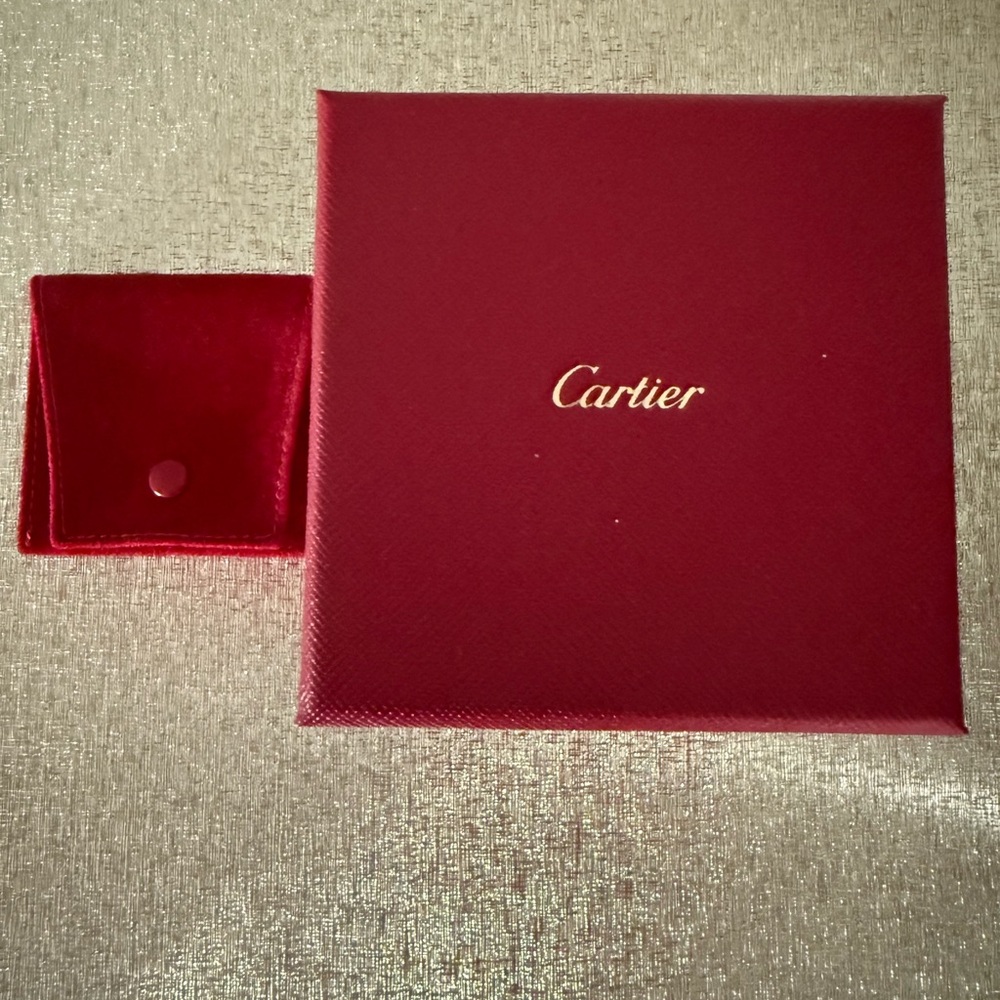 AUTHENTIC Cartier Red Velvet Jewelry Pouch and Cartier Box! Great condition!